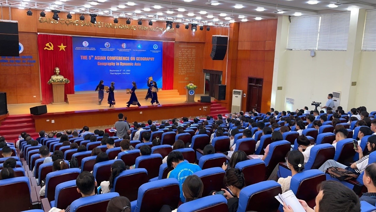 第五届亚洲地理大会在越南太原成功举办